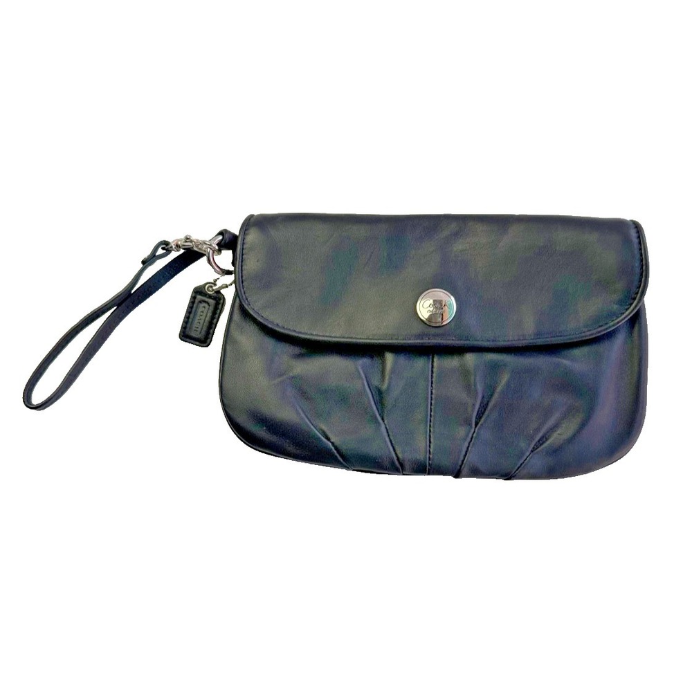 Coach Black Leather Pleated Flap Wristlet Clutch Bag Charm Small Capsule Minimal